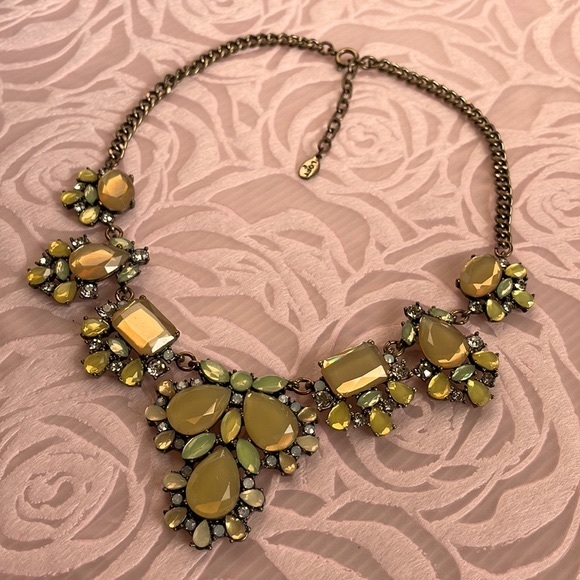 Vintage Loft Statement Necklace - Picture 6 of 6